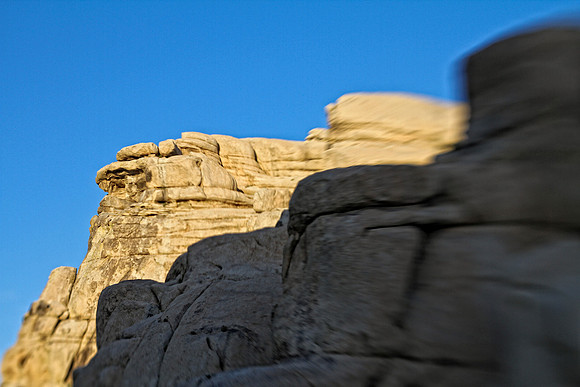 light and dark rocks