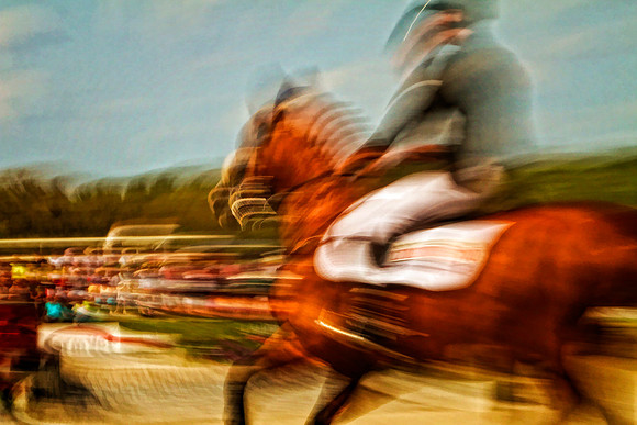 blurry man riding close up se
