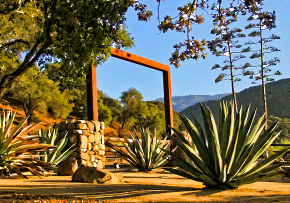 entrance with century plants se