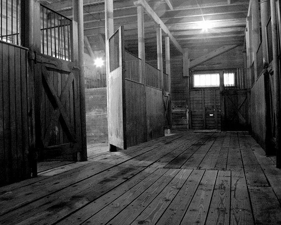 barn 1